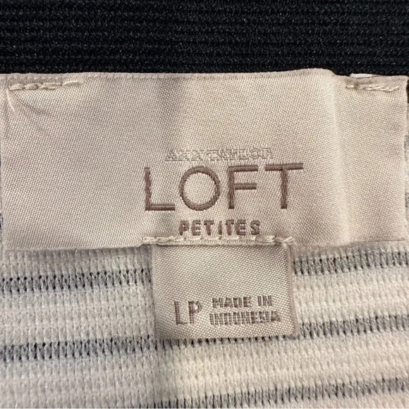 Ann Taylor LOFT Petite Pencil Skirt Black & White Stripped Size LP - Picture 6 of 10